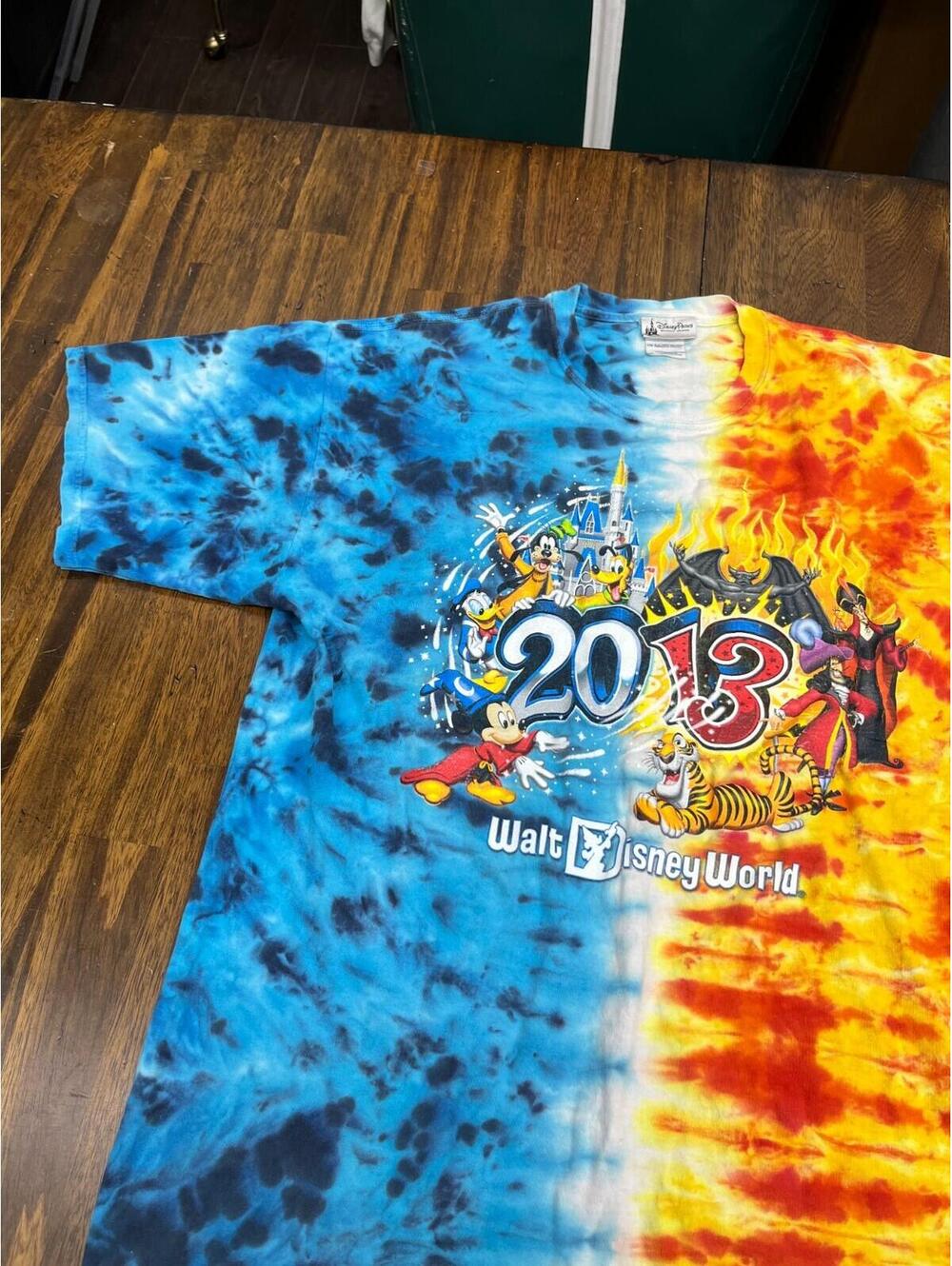 Disney Parks 2013 Heroes Villains Split Tie Dye T Shirt XL Walt Disney World